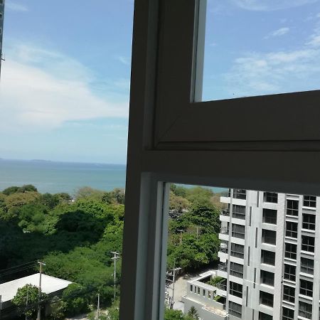 Cosy Beach View Apartments Pattaya Bagian luar foto