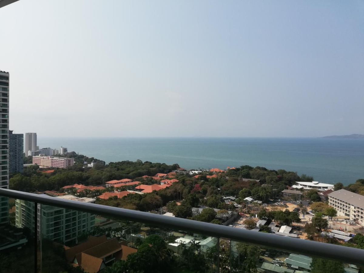Cosy Beach View Apartments Pattaya Bagian luar foto