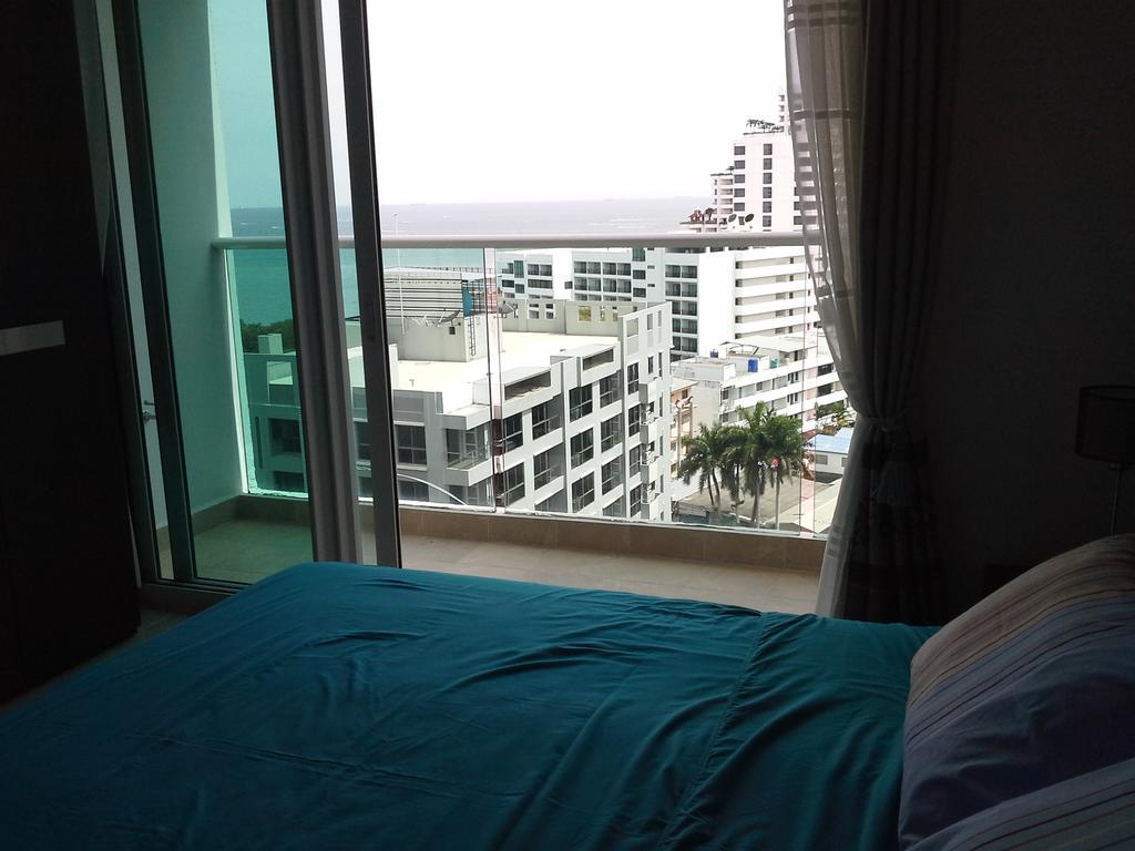 Cosy Beach View Apartments Pattaya Bagian luar foto