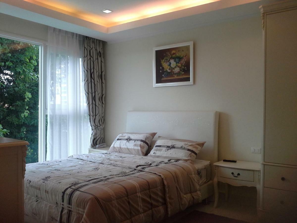 Cosy Beach View Apartments Pattaya Bagian luar foto